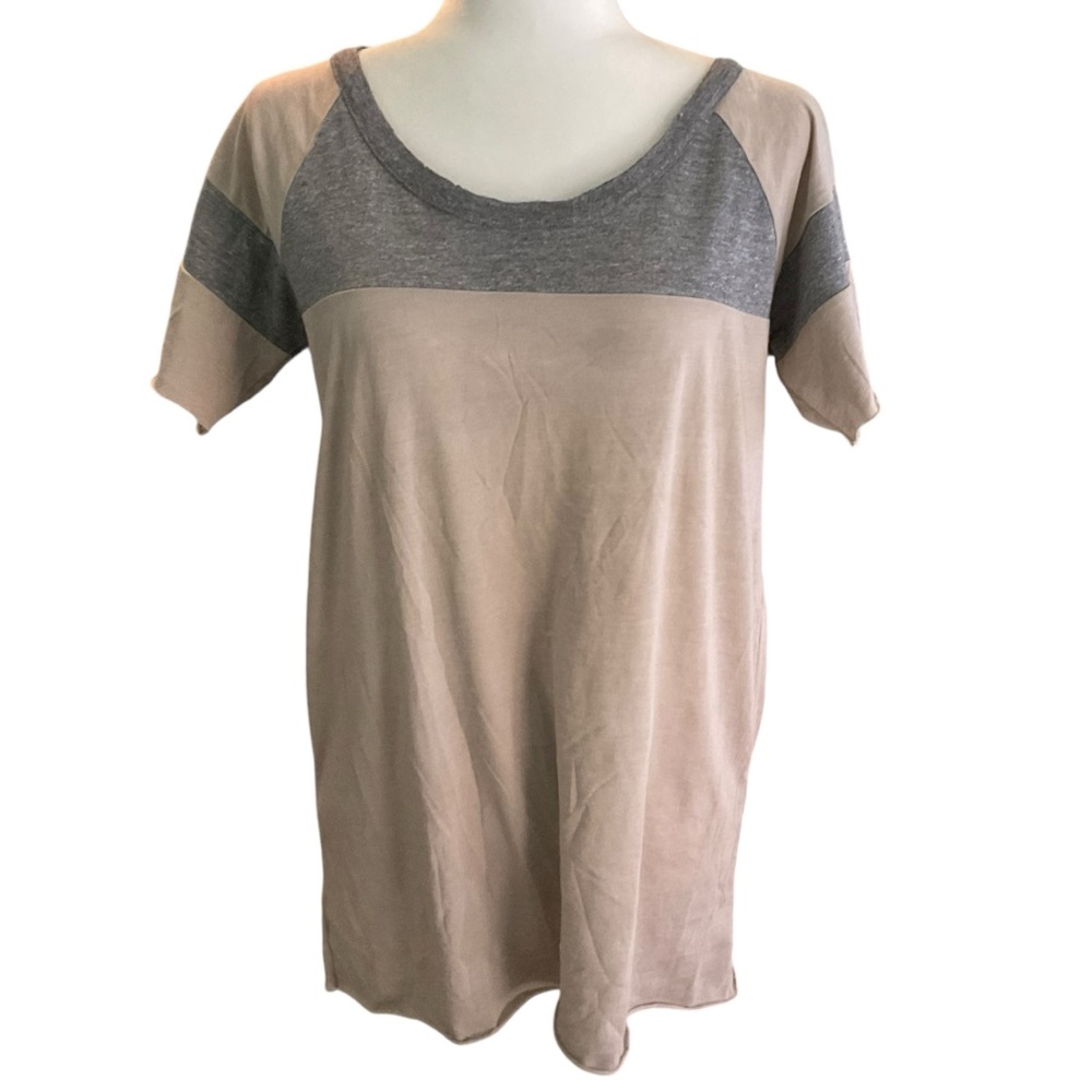 Chaser Women’s Medium Colorblock Crew Neck T-Shirt Wet sand/Gray